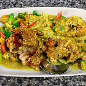 CRISPY SOFT SHELL CRAB GREEN CURRY 青咖喱軟壳蟹